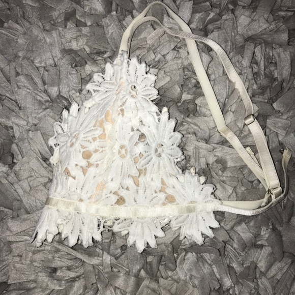 Flower Bralette - Picture 3 of 4